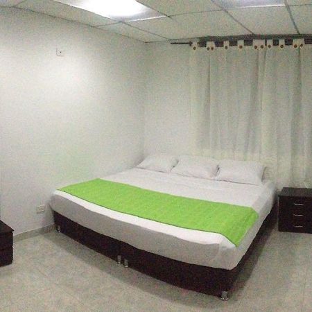 Hostal Deluxe Santander Manizales Exteriér fotografie