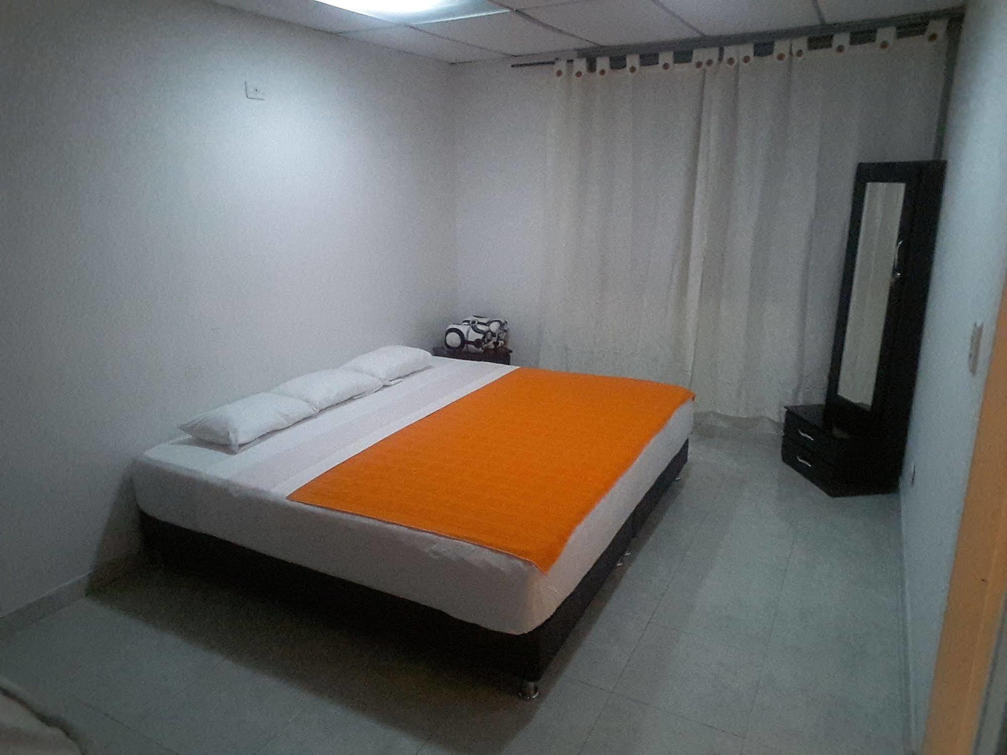 Hostal Deluxe Santander Manizales Exteriér fotografie
