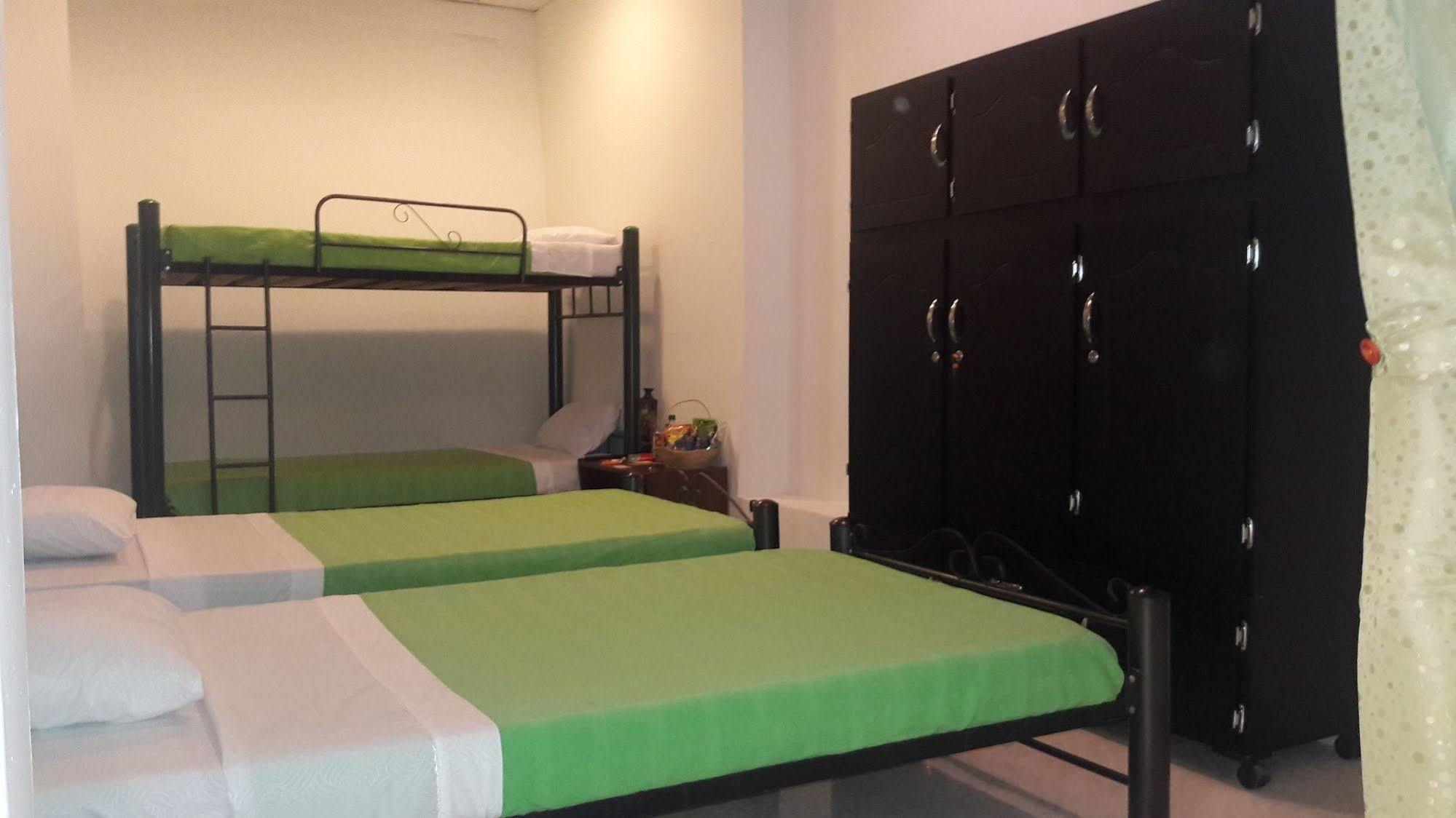 Hostal Deluxe Santander Manizales Exteriér fotografie