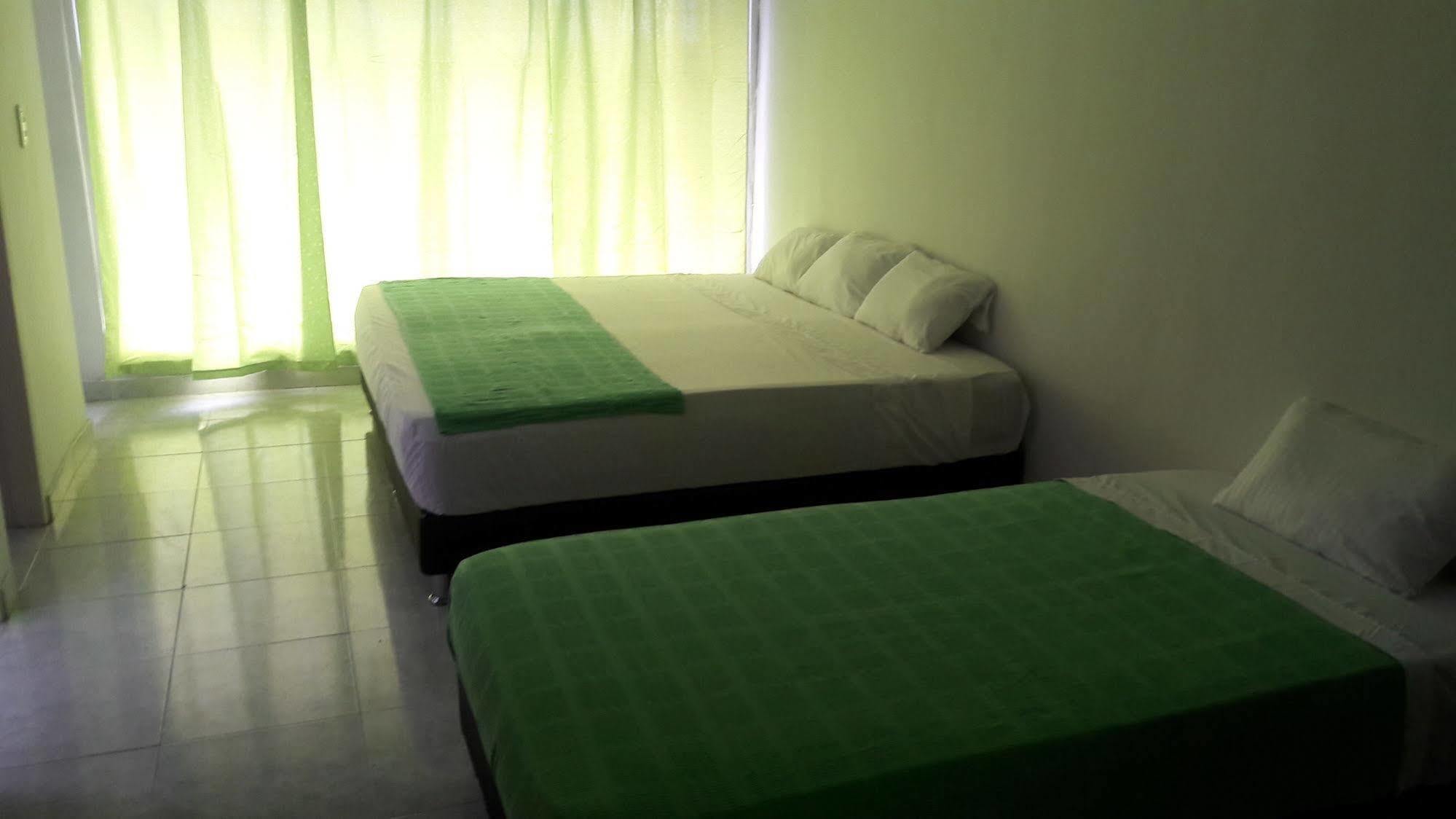 Hostal Deluxe Santander Manizales Exteriér fotografie