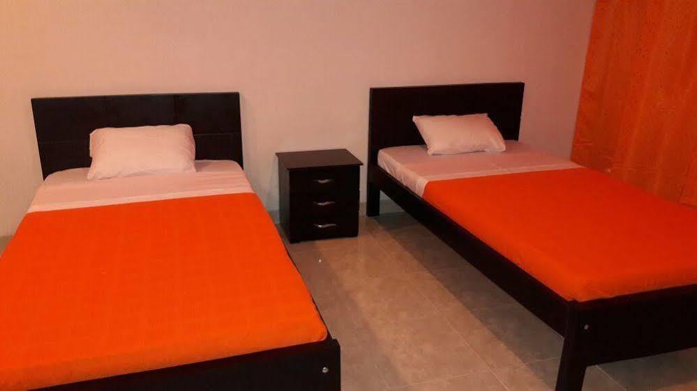 Hostal Deluxe Santander Manizales Exteriér fotografie